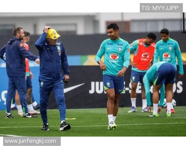 巴西足球明星乘坐飞机失事震惊世界的悲剧引发广泛关注与哀悼